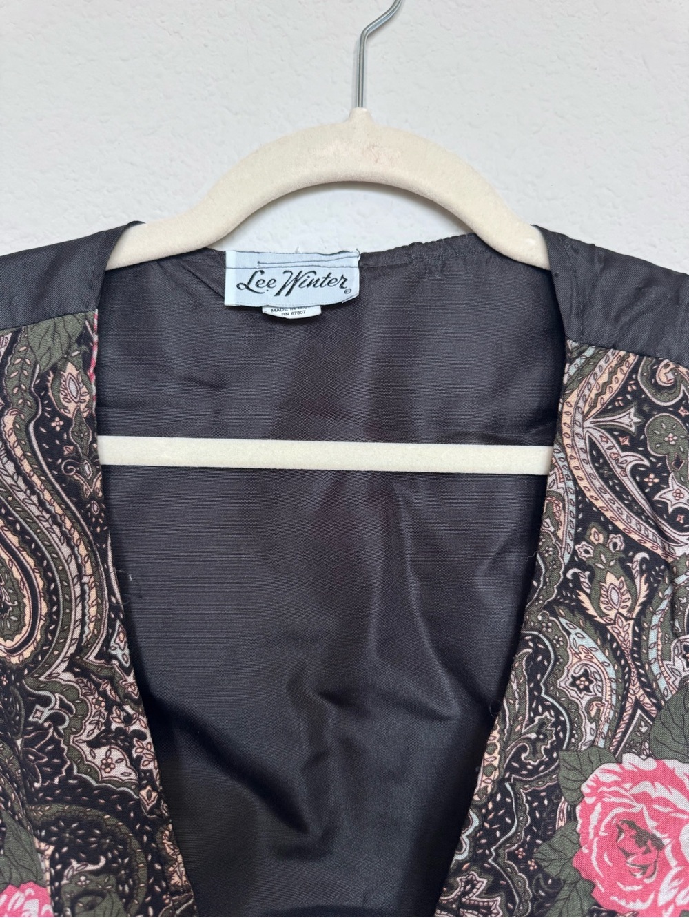 Vintage 90s Lee Winter Paisley Floral Vest - Picture 2 of 9